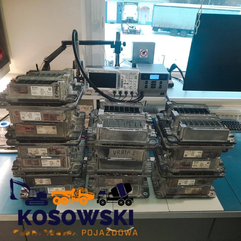 DOOSAN DX300 - Единица за контрола за Багер гасеничар: слика 3 DOOSAN DX300 - Единица за контрола за Багер гасеничар: слика 3