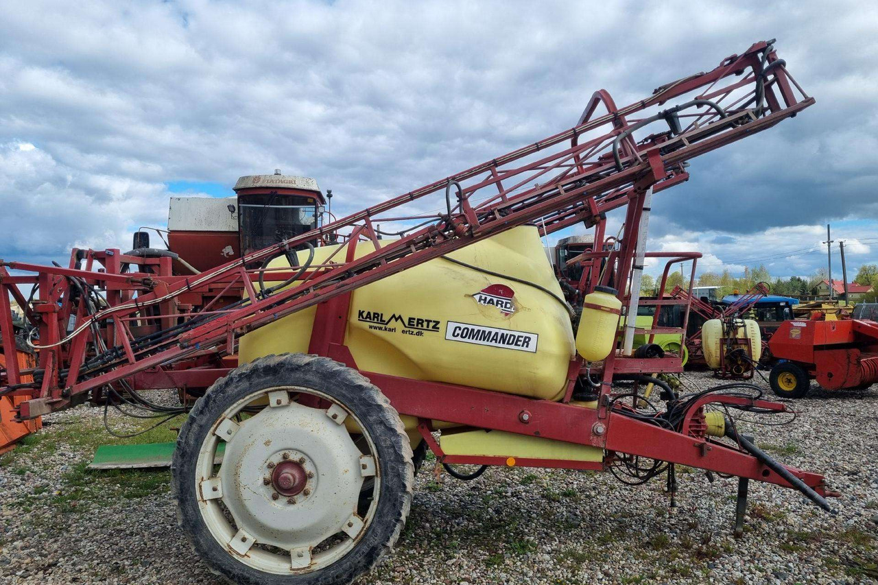 Hardi Commander 2600 - Стазен распрскувач: слика 1 Hardi Commander 2600 - Стазен распрскувач: слика 1