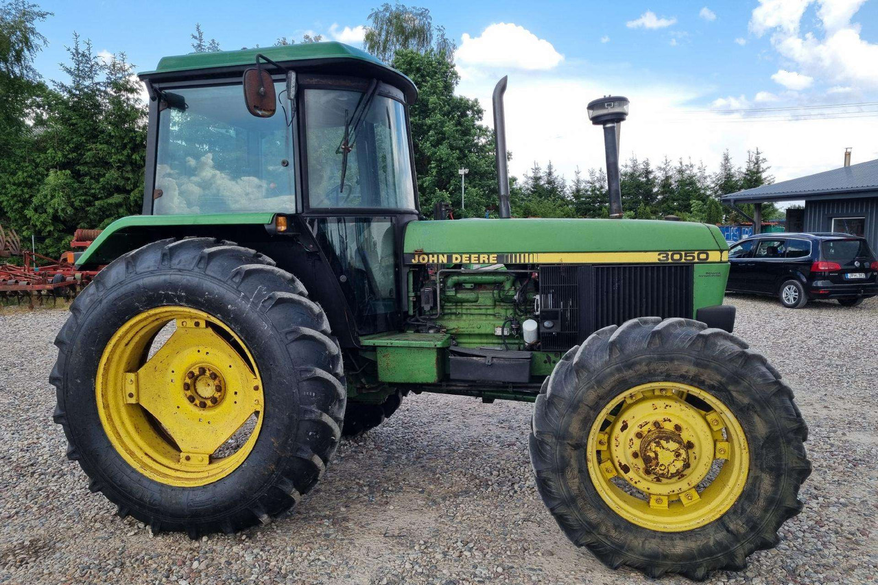 John Deere 3050 - Трактор: слика 4 John Deere 3050 - Трактор: слика 4
