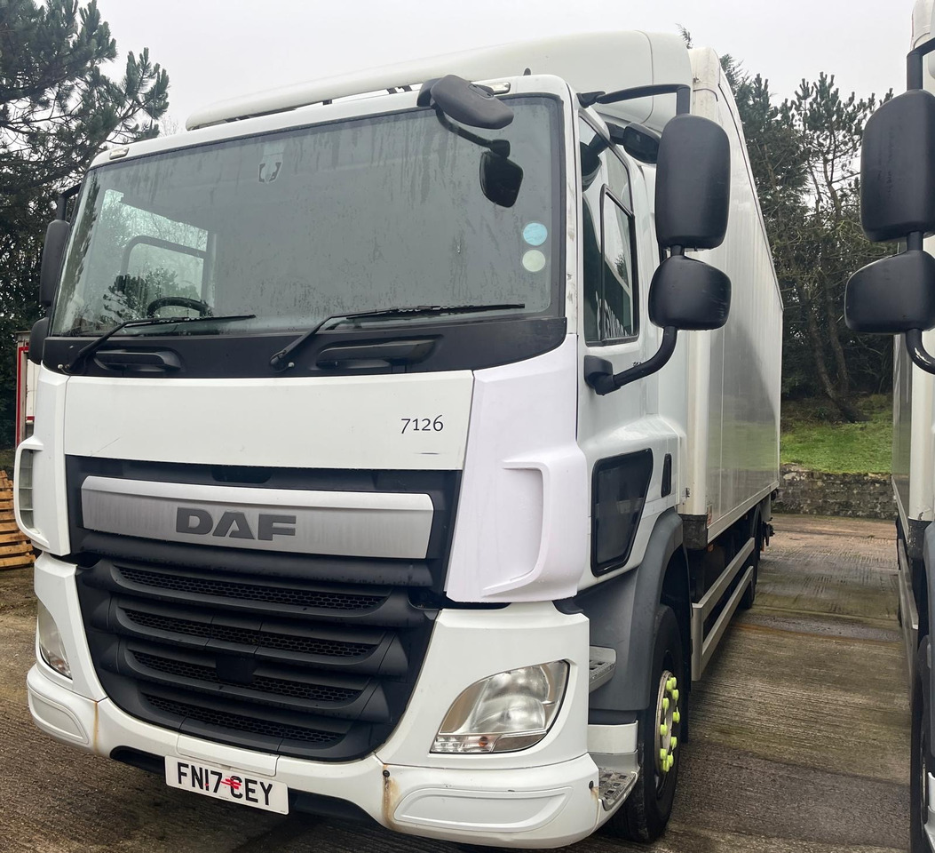 DAF CF 330 - Комбе фургон: слика 2 DAF CF 330 - Комбе фургон: слика 2