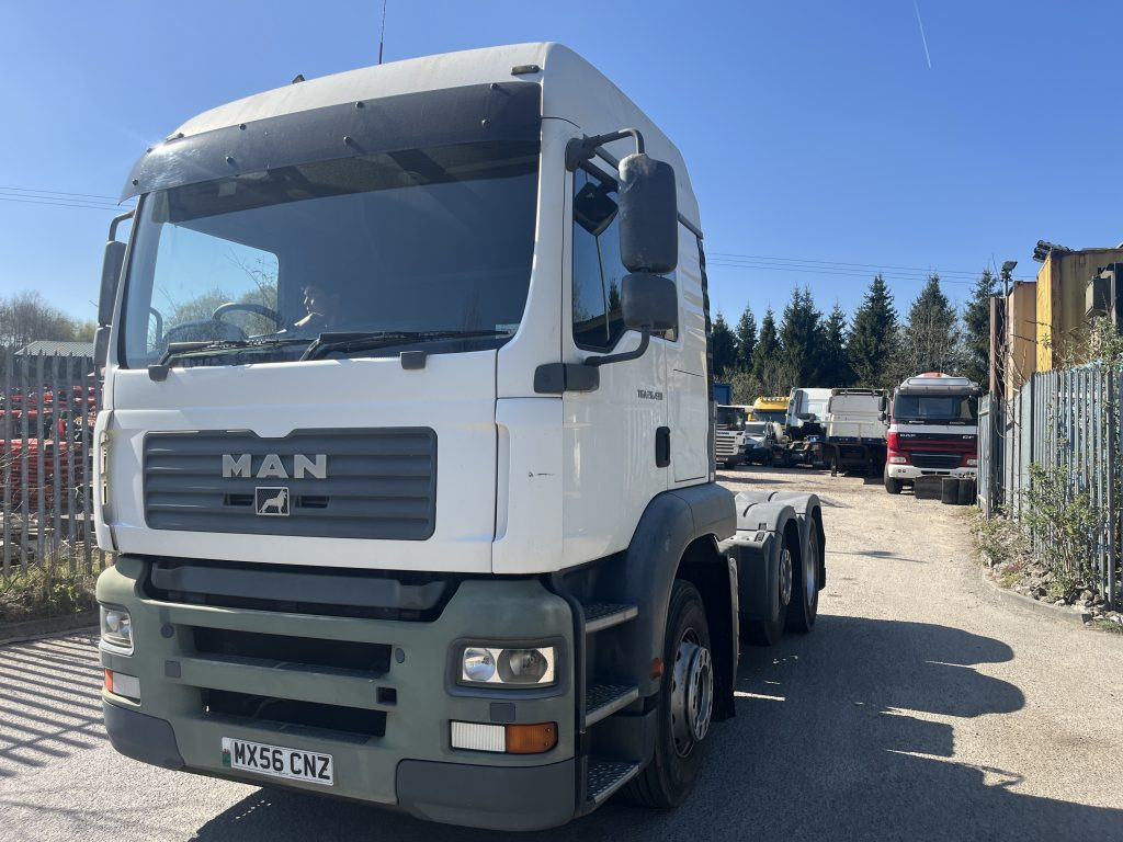 MAN TGA 26-430 6x2 Tractor Unit - Камион влекач: слика 2 MAN TGA 26-430 6x2 Tractor Unit - Камион влекач: слика 2