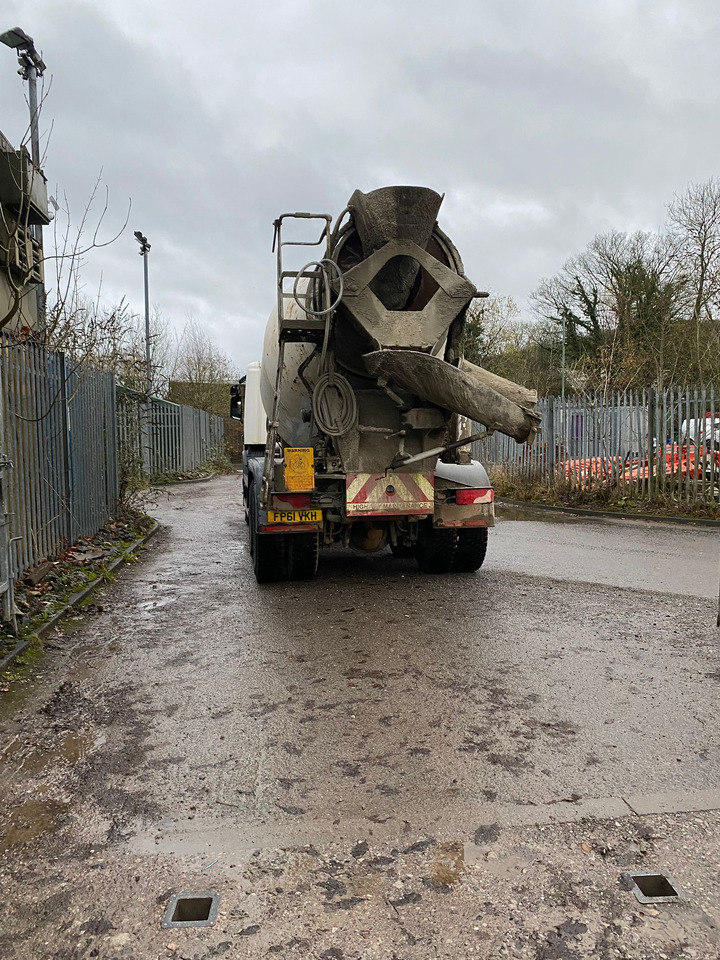 Scania P280 6x4 Concrete Mixer - Камион миксер за бетон: слика 4 Scania P280 6x4 Concrete Mixer - Камион миксер за бетон: слика 4