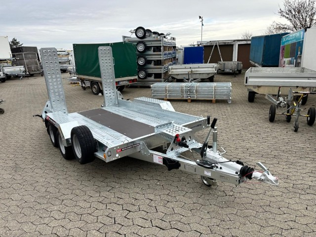 Brian James Cargo Digger Plant 2 Baumaschinenanhänger 543-3217-35-2-12 , 3200 x 1700 mm, 3,5 to. - Приколка за градежни машини: слика 1 Brian James Cargo Digger Plant 2 Baumaschinenanhänger 543-3217-35-2-12 , 3200 x 1700 mm, 3,5 to. - Приколка за градежни машини: слика 1