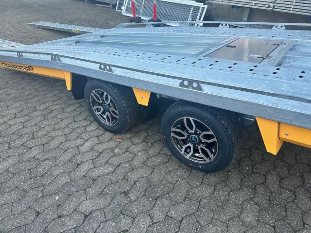 Brian James T Transporter, 231-5021-35-2-12, 5000 x 2150 mm, 3,5 to. kippbar mit Auffahrrampen - Автотранспортна приколка: слика 5 Brian James T Transporter, 231-5021-35-2-12, 5000 x 2150 mm, 3,5 to. kippbar mit Auffahrrampen - Автотранспортна приколка: слика 5