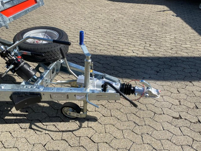 Brian James T Transporter, 231-5021-35-2-12, 5000 x 2150 mm, 3,5 to. kippbar mit Auffahrrampen - Автотранспортна приколка: слика 2 Brian James T Transporter, 231-5021-35-2-12, 5000 x 2150 mm, 3,5 to. kippbar mit Auffahrrampen - Автотранспортна приколка: слика 2