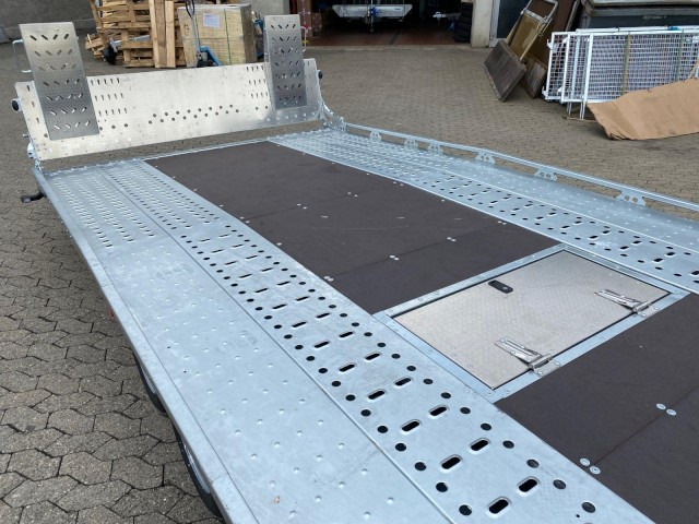 Brian James T Transporter, 231-5522-35-3-10, 5500 x 2240 mm, 3,5 to. kippbar mit Auffahrrampe - Автотранспортна приколка: слика 5 Brian James T Transporter, 231-5522-35-3-10, 5500 x 2240 mm, 3,5 to. kippbar mit Auffahrrampe - Автотранспортна приколка: слика 5