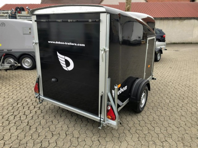 Cheval Liberte Debon Cargo 2 Poly + Türe schwarz Aluräder 1300 kg, 100 km/h, 300x155x168cm - Приколка сандучар: слика 5 Cheval Liberte Debon Cargo 2 Poly + Türe schwarz Aluräder 1300 kg, 100 km/h, 300x155x168cm - Приколка сандучар: слика 5