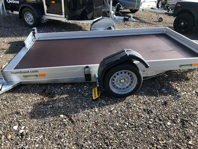 Humbaur Absenkanhänger HKT 152515 S, 2500 x 1565 x 150 mm, 1,5 to. - Автомобил приколка: слика 1 Humbaur Absenkanhänger HKT 152515 S, 2500 x 1565 x 150 mm, 1,5 to. - Автомобил приколка: слика 1