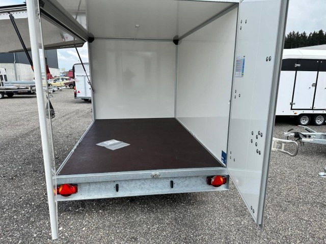 Humbaur Koffer HKN 25 32 21-20 PF30, 2,5 to. Verkaufsklappe 3185x2030x1885 mm - Приколка сандучар: слика 4 Humbaur Koffer HKN 25 32 21-20 PF30, 2,5 to. Verkaufsklappe 3185x2030x1885 mm - Приколка сандучар: слика 4