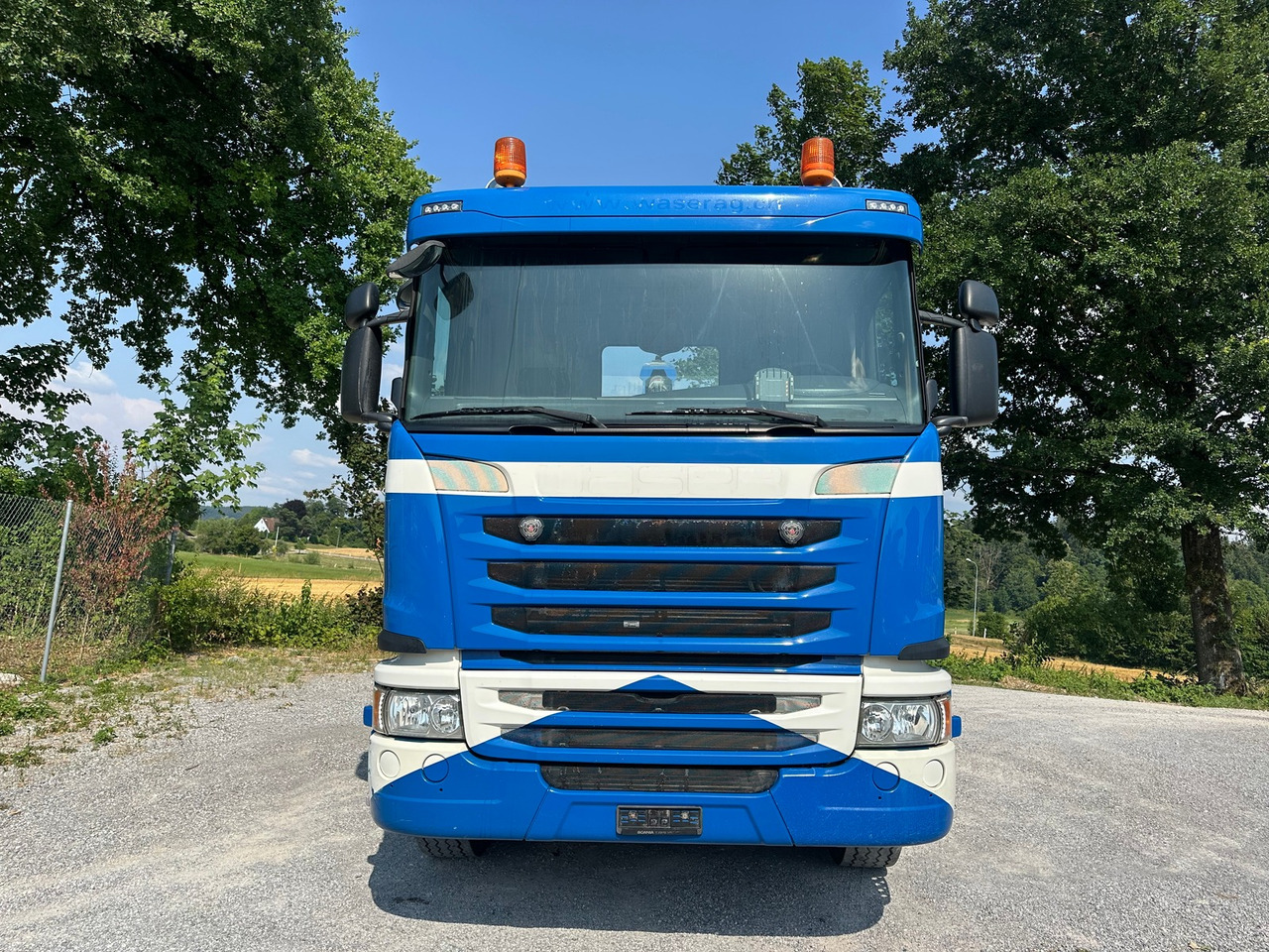SCANIA G450 8x4 Hiab - Камион со кука за подигање: слика 2 SCANIA G450 8x4 Hiab - Камион со кука за подигање: слика 2