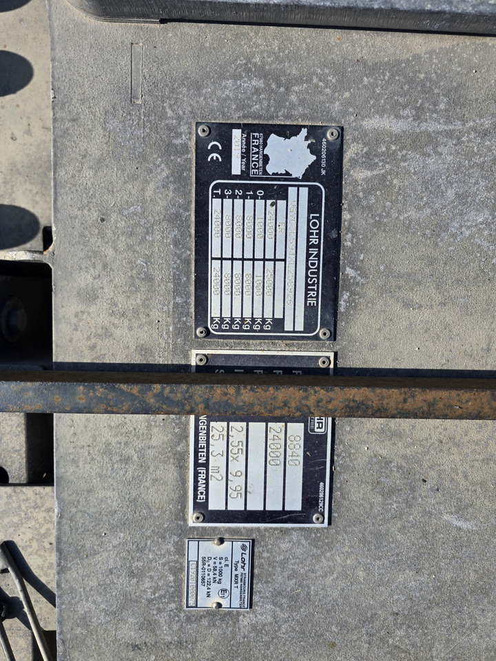 MERCEDES-BENZ 2353 - Автотранспортен камион: слика 3 MERCEDES-BENZ 2353 - Автотранспортен камион: слика 3