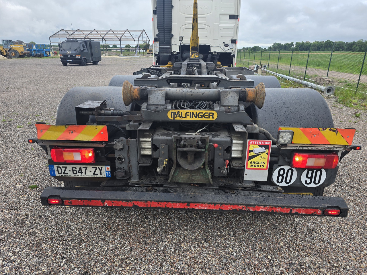 VOLVO FH500 Globe XL - Камион со кука за подигање: слика 4 VOLVO FH500 Globe XL - Камион со кука за подигање: слика 4