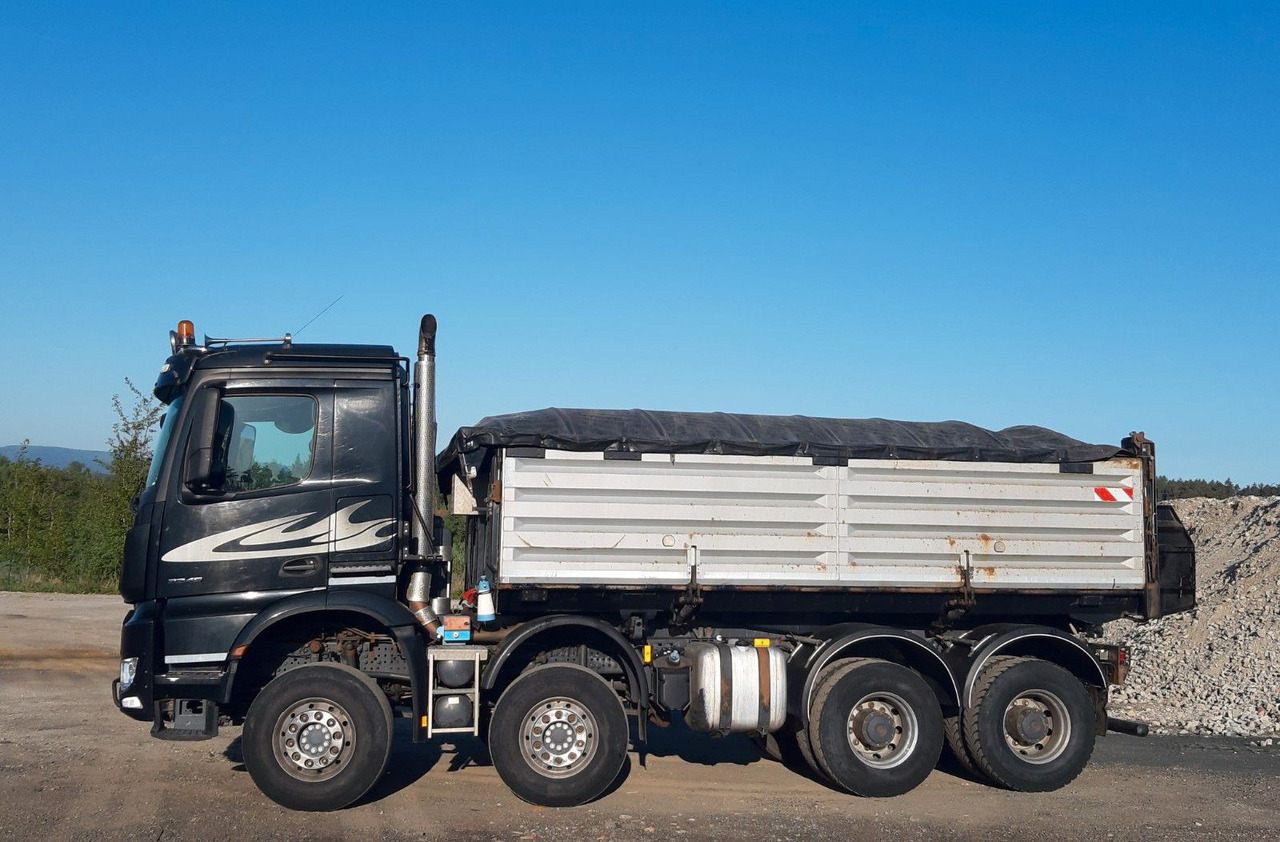 Mercedes-Benz AROCS 3245 8x4 Bordmatic/ THERMO/ CRAMARO/ AHK - Кипер: слика 4 Mercedes-Benz AROCS 3245 8x4 Bordmatic/ THERMO/ CRAMARO/ AHK - Кипер: слика 4
