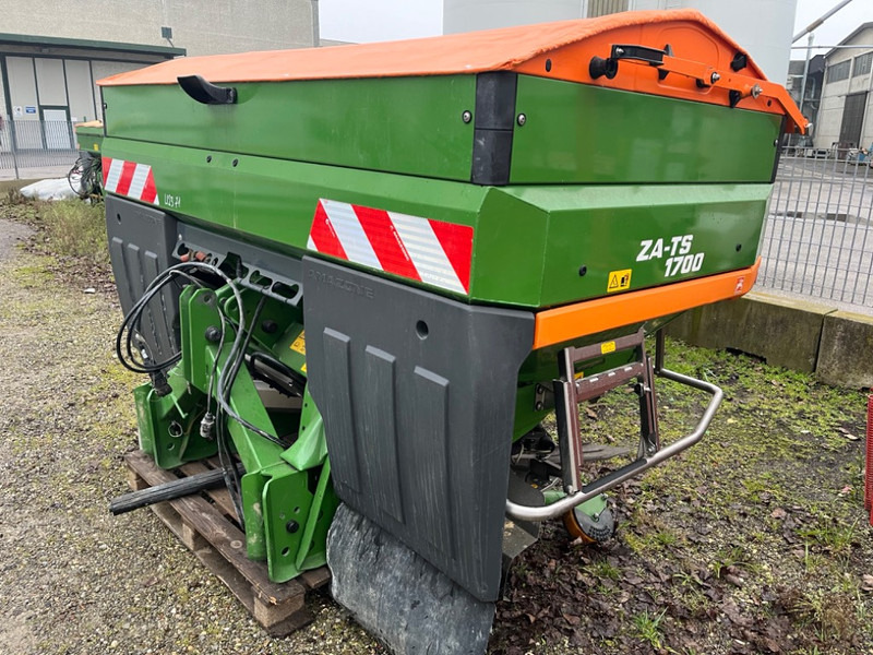 Amazone ZA-TS 1700 PROFIS TRONIC - Распрскувач на вештачко ѓубриво: слика 1 Amazone ZA-TS 1700 PROFIS TRONIC - Распрскувач на вештачко ѓубриво: слика 1