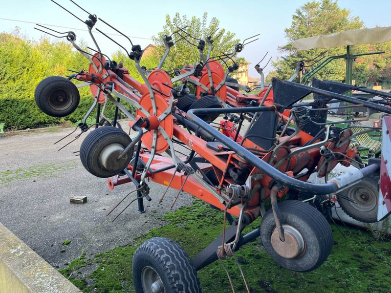 Fella TH 900 - Обмотувач на бали: слика 3 Fella TH 900 - Обмотувач на бали: слика 3