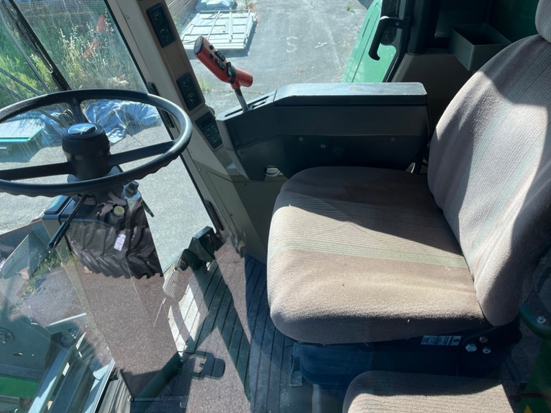 Комбајн John Deere 2058: слика 9 Комбајн John Deere 2058: слика 9