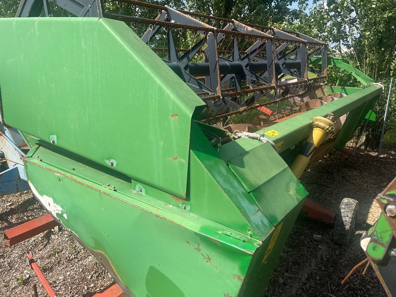 Комбајн John Deere 2058: слика 16 Комбајн John Deere 2058: слика 16