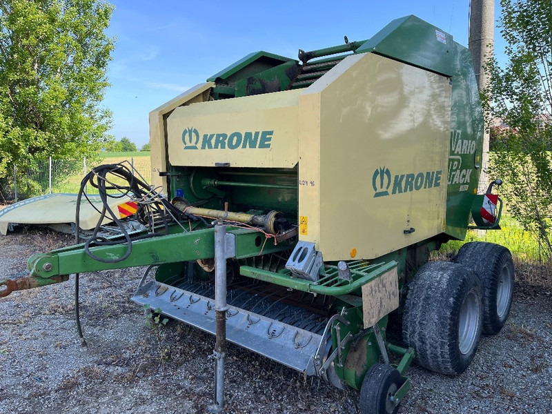 Krone Vario Pack 1800 - Балирка за тркалезни бали: слика 2 Krone Vario Pack 1800 - Балирка за тркалезни бали: слика 2