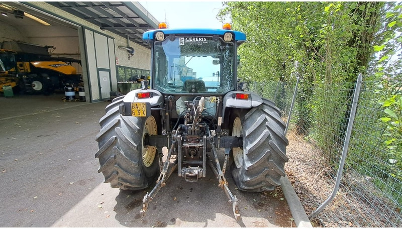 New Holland TN 95 D A - Трактор: слика 3 New Holland TN 95 D A - Трактор: слика 3
