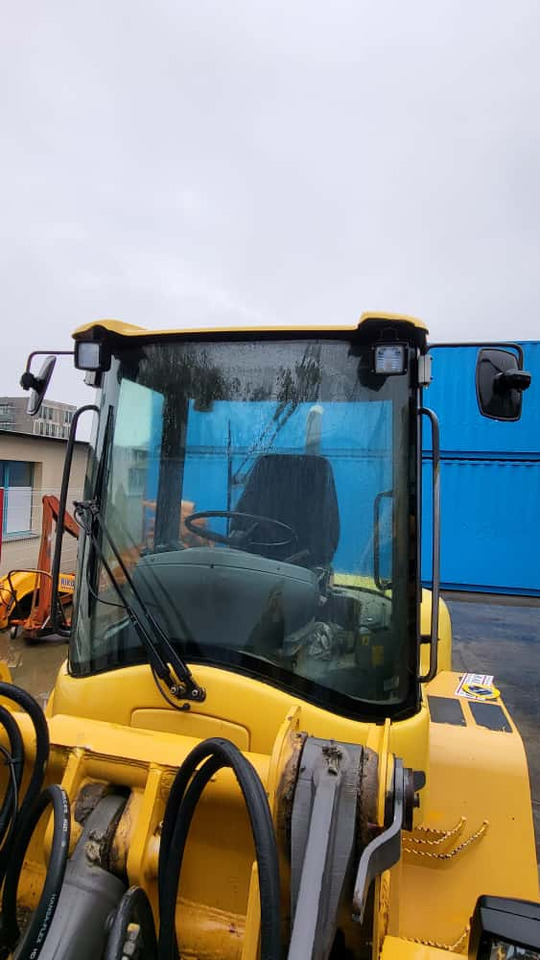 2906698 cabin for Volvo L30, L30B, L32, L32B, L35, L35B, L40, L45B - Кабина за Натоварувач: слика 4 2906698 cabin for Volvo L30, L30B, L32, L32B, L35, L35B, L40, L45B - Кабина за Натоварувач: слика 4