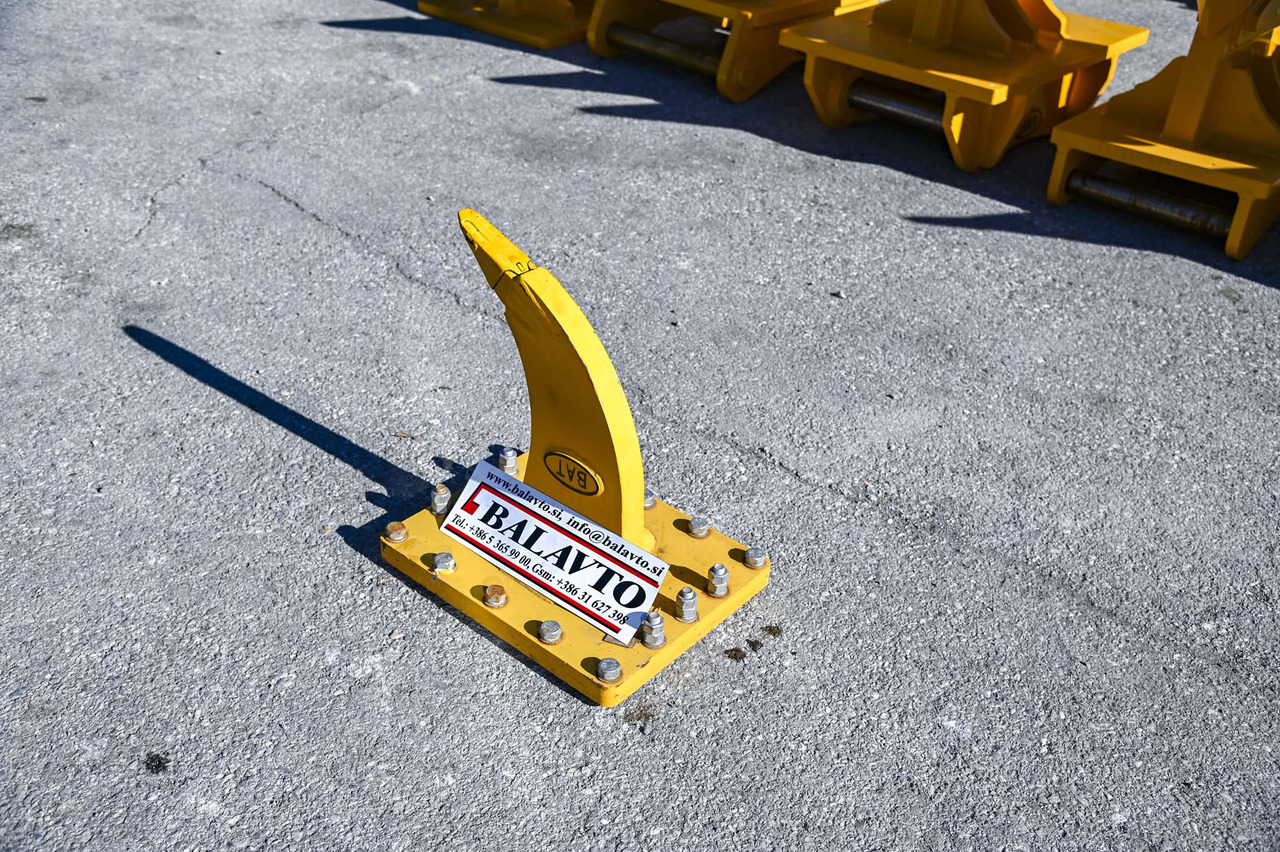 BAT BR02 - Нож за парање за Багер: слика 2 BAT BR02 - Нож за парање за Багер: слика 2