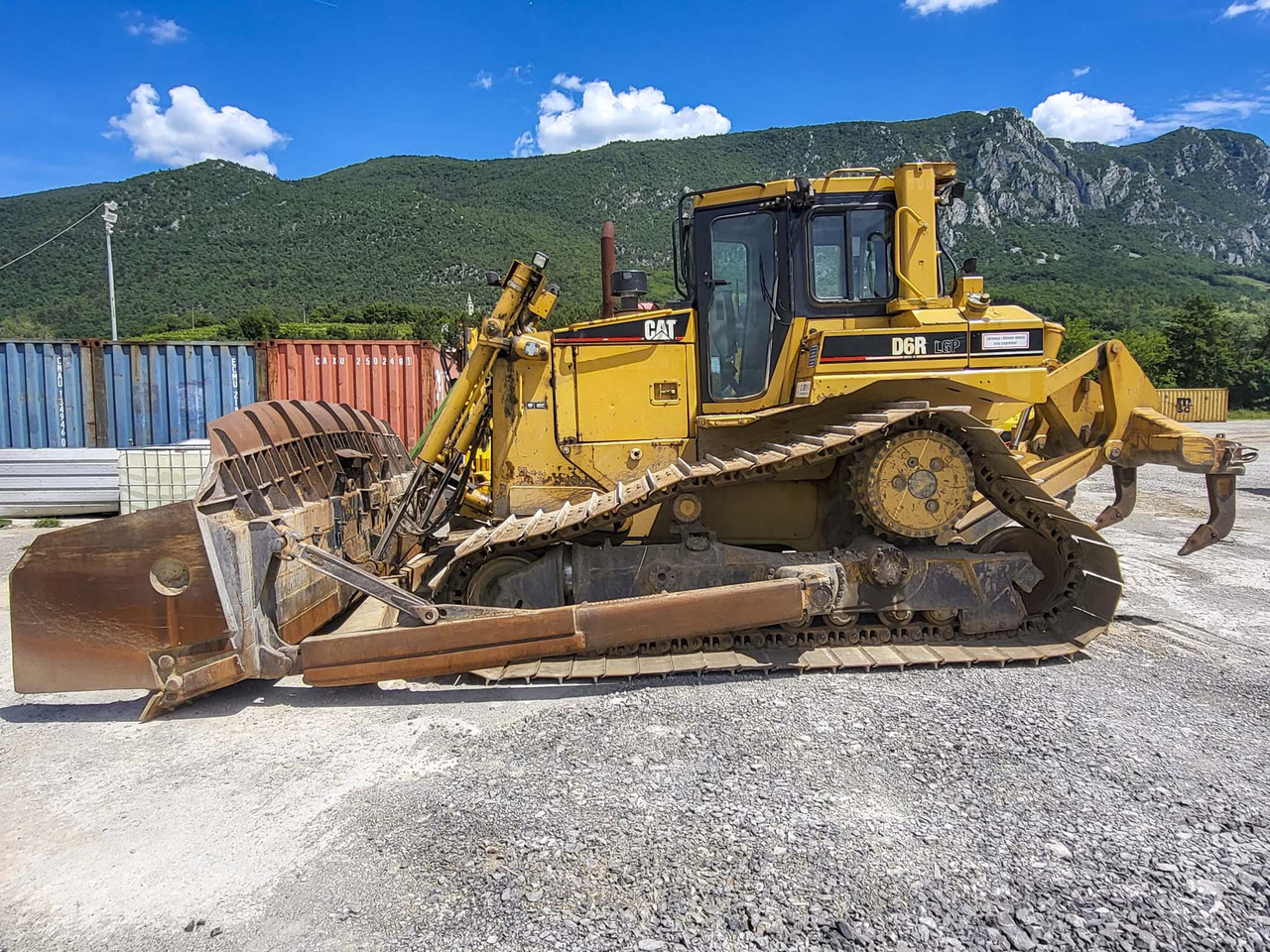 CATERPILLAR D6R - Булдожер: слика 2 CATERPILLAR D6R - Булдожер: слика 2