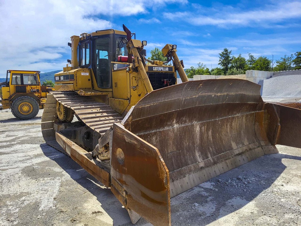 Булдожер CATERPILLAR D6R: слика 11 Булдожер CATERPILLAR D6R: слика 11