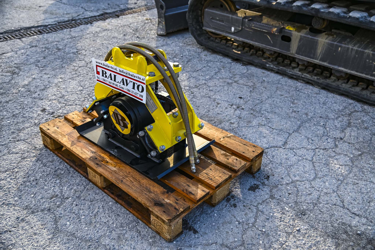 Plate compactor Vibro BAT02 - Додаток за Багер: слика 4 Plate compactor Vibro BAT02 - Додаток за Багер: слика 4