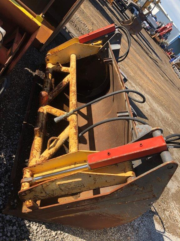 Front loader bucket with closure 2300 mm Volvo - Корпа за натоварувач за Натоварувач на тркала: слика 2 Front loader bucket with closure 2300 mm Volvo - Корпа за натоварувач за Натоварувач на тркала: слика 2