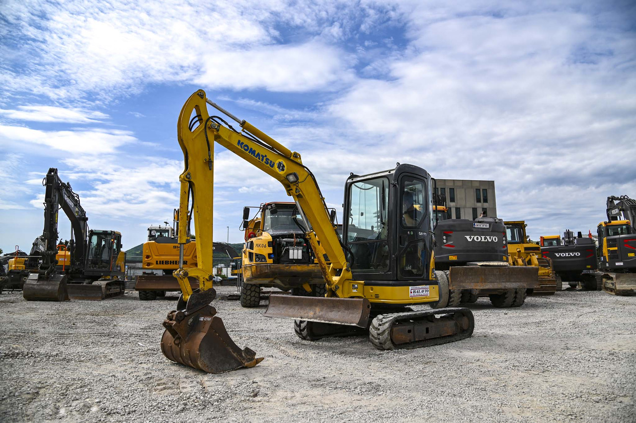 Komatsu PC35MR-2 - Мини багер: слика 1 Komatsu PC35MR-2 - Мини багер: слика 1