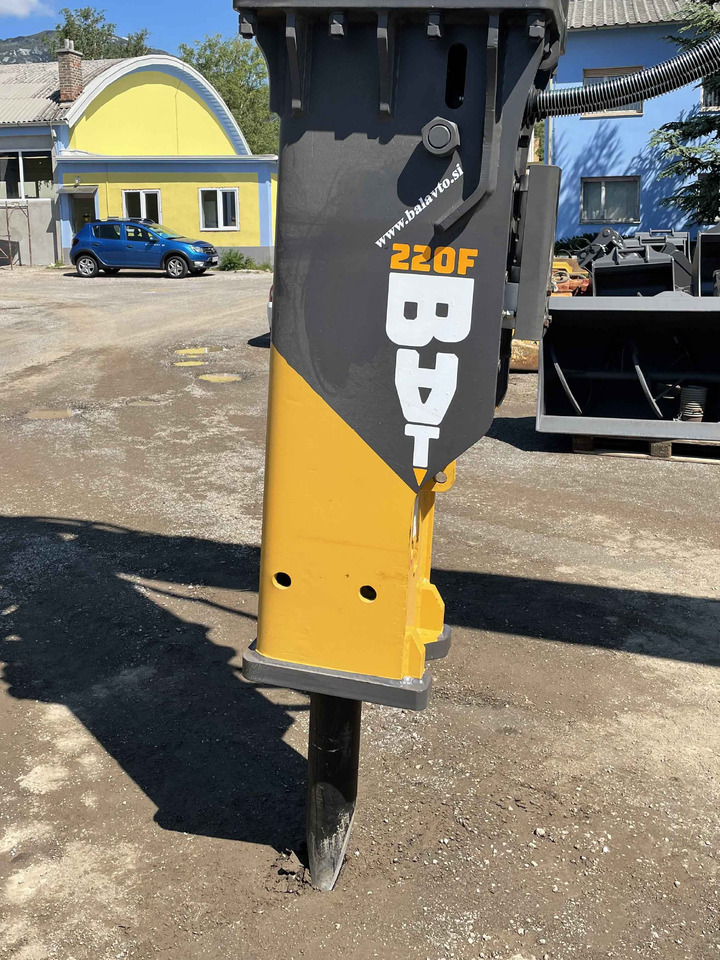 New BAT 220F - Хидрауличен чекан: слика 1 New BAT 220F - Хидрауличен чекан: слика 1