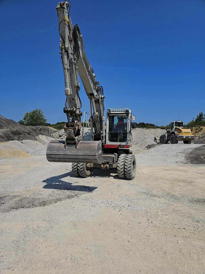 Takeuchi TB1160W - Багер на тркала: слика 2 Takeuchi TB1160W - Багер на тркала: слика 2