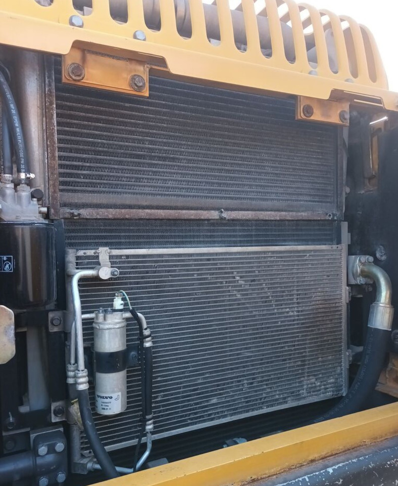 VOLVO EC210BNL - Багер гасеничар: слика 5 VOLVO EC210BNL - Багер гасеничар: слика 5