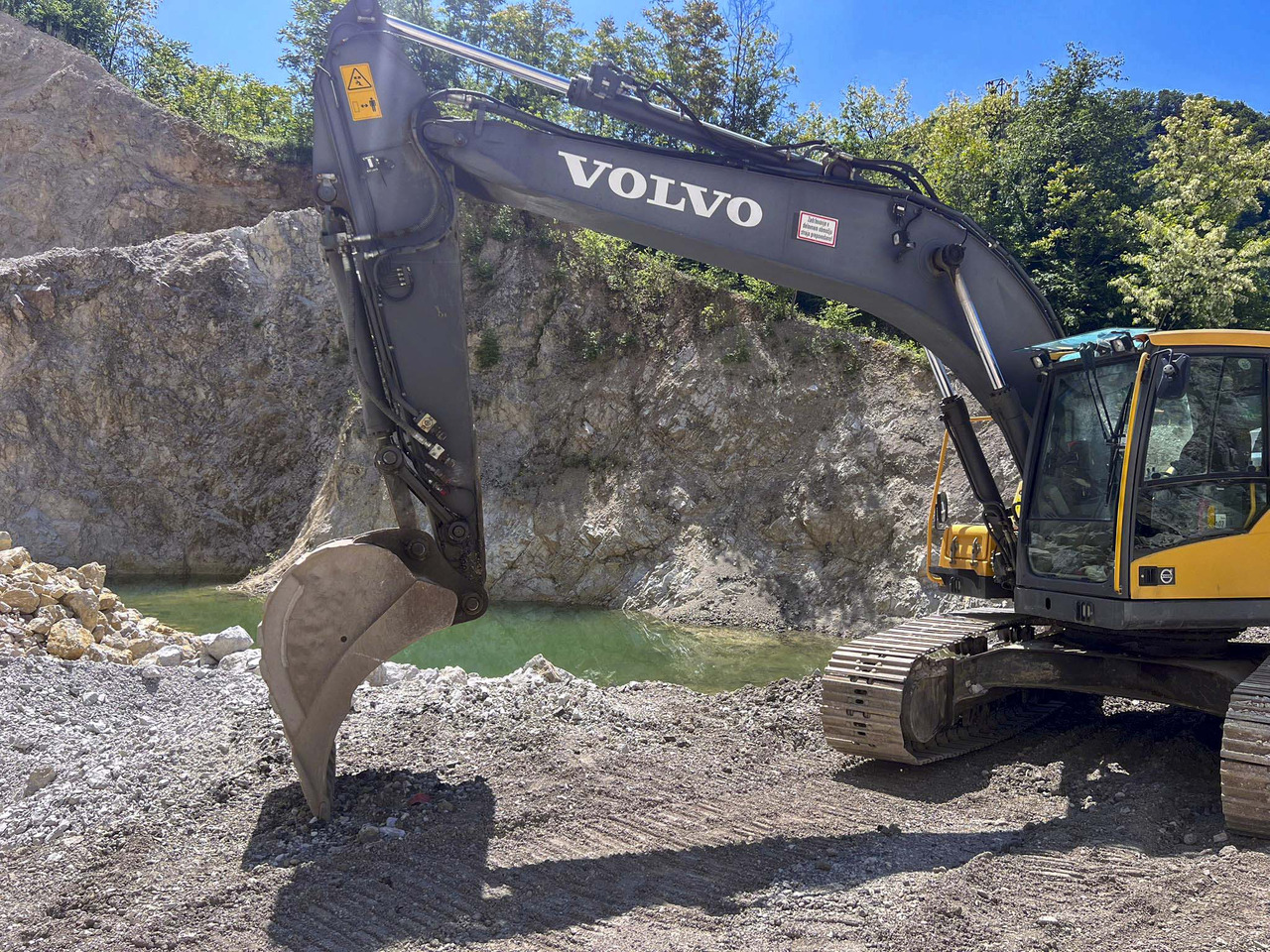 VOLVO EC220D - Багер гасеничар: слика 2 VOLVO EC220D - Багер гасеничар: слика 2