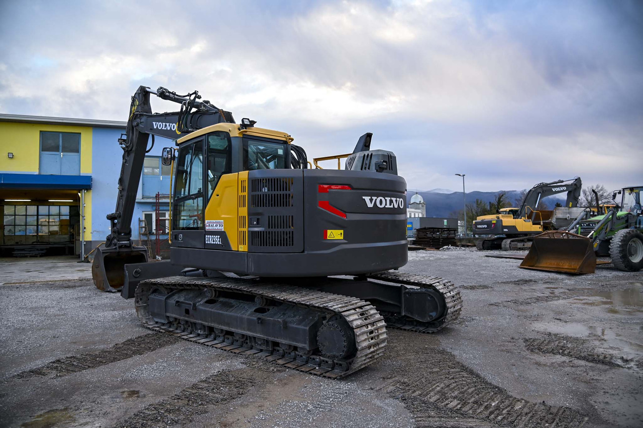 VOLVO ECR235EL - Багер гасеничар: слика 5 VOLVO ECR235EL - Багер гасеничар: слика 5