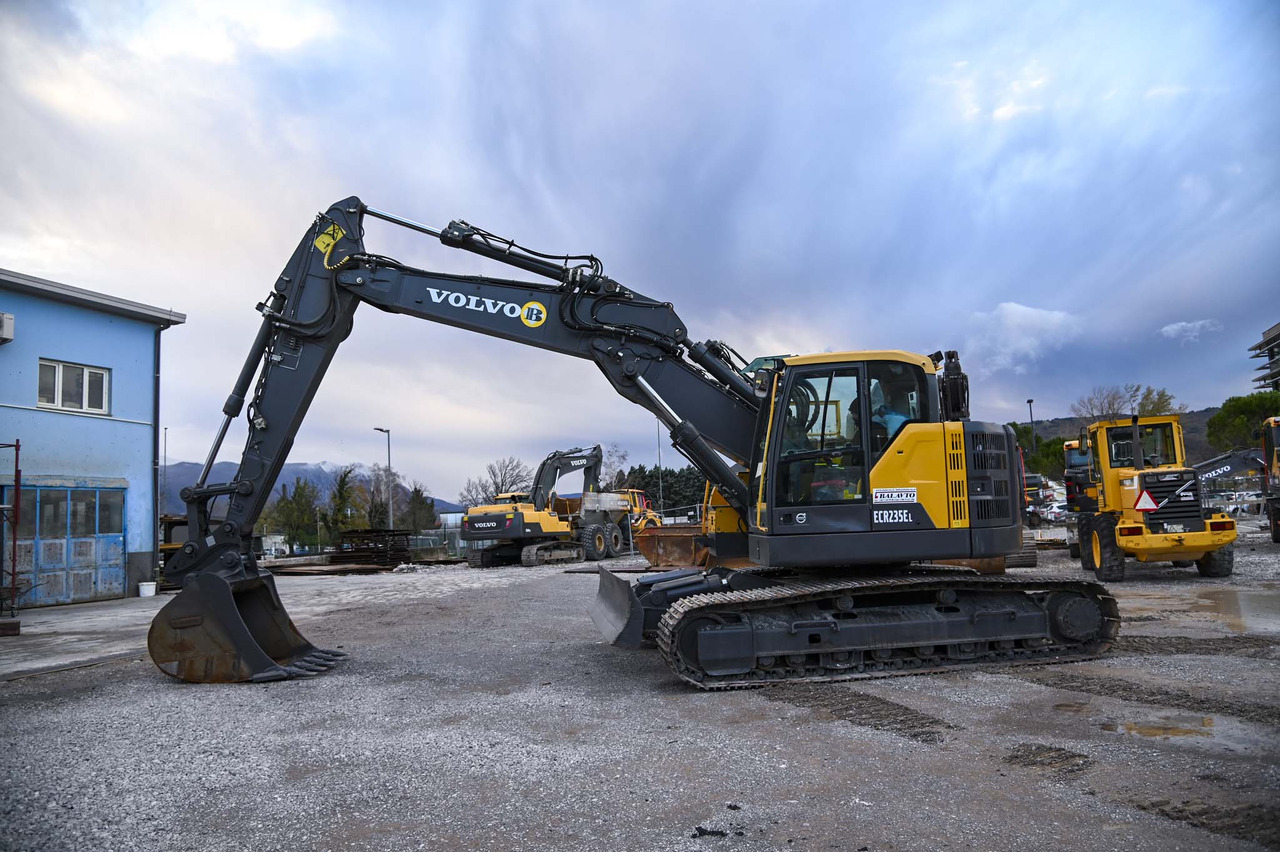 VOLVO ECR235EL - Багер гасеничар: слика 3 VOLVO ECR235EL - Багер гасеничар: слика 3