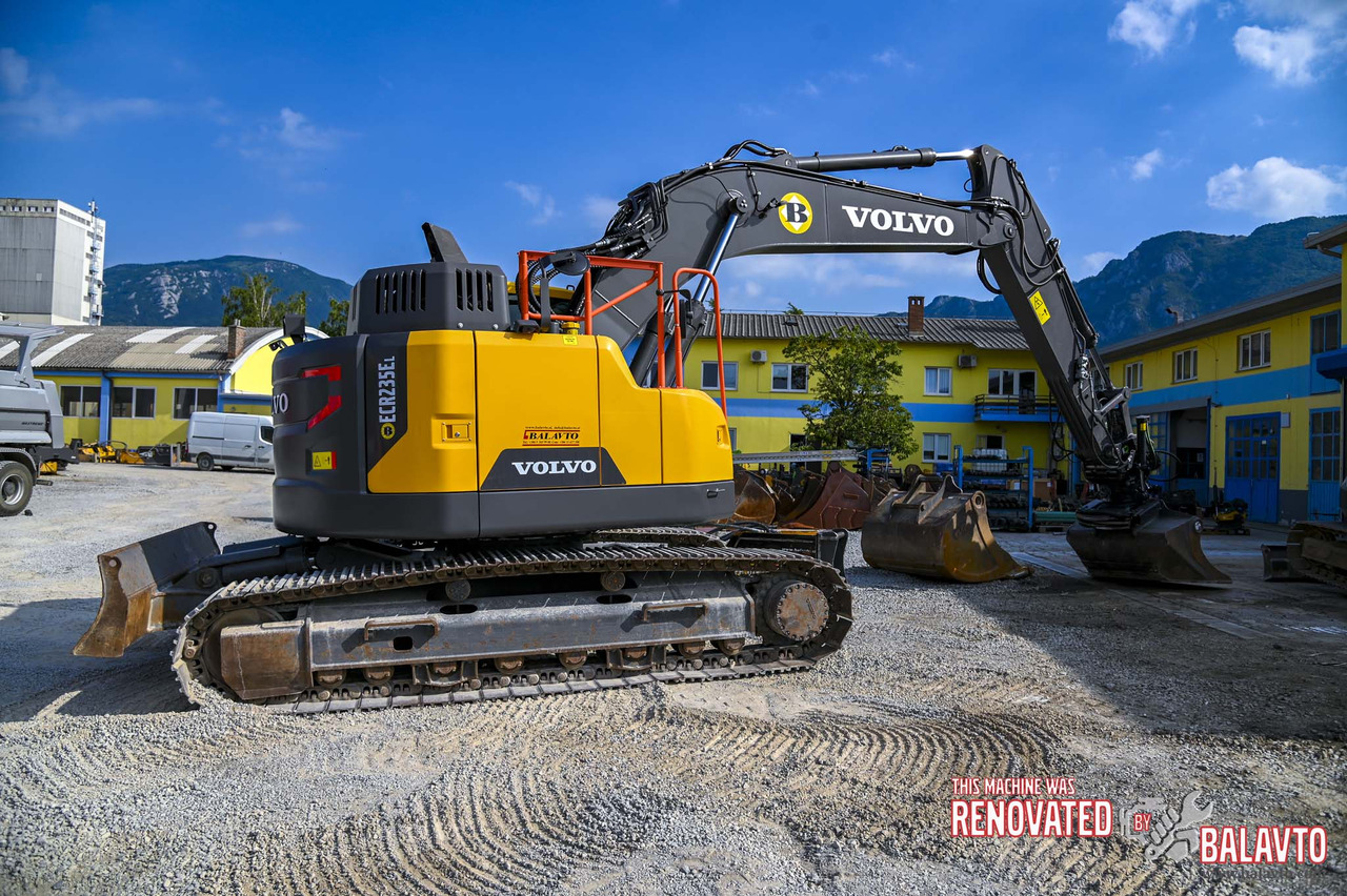 Багер гасеничар VOLVO ECR235EL: слика 11