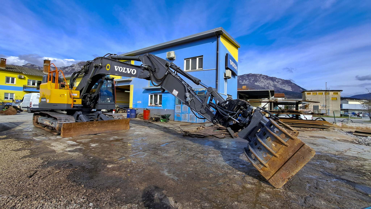 VOLVO ECR235EL - Багер гасеничар: слика 3 VOLVO ECR235EL - Багер гасеничар: слика 3