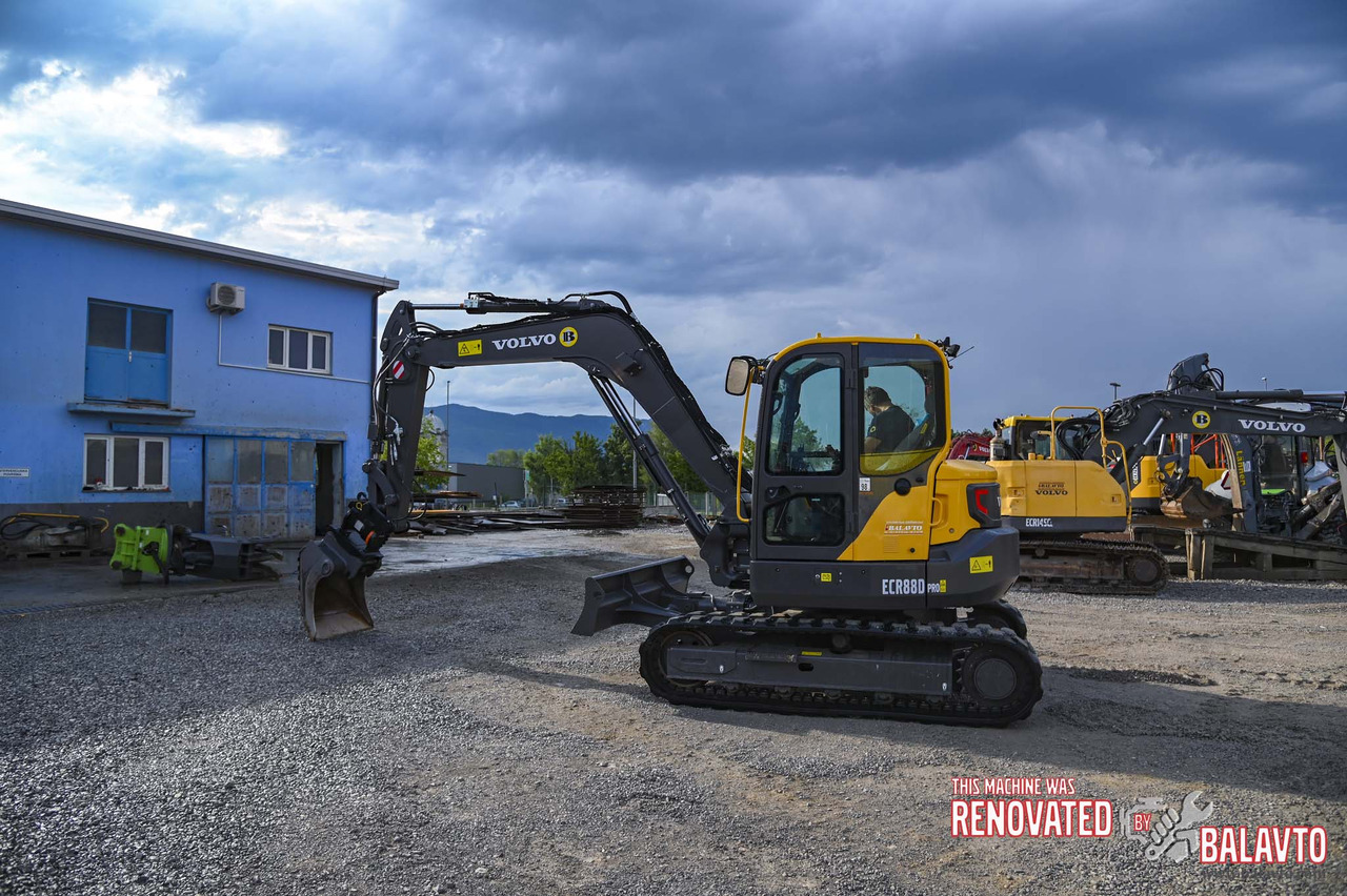 VOLVO ECR88D - Мини багер: слика 4 VOLVO ECR88D - Мини багер: слика 4
