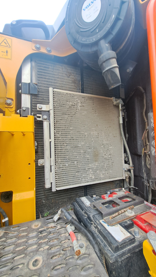 VOLVO EWR150E - Багер на тркала: слика 2 VOLVO EWR150E - Багер на тркала: слика 2