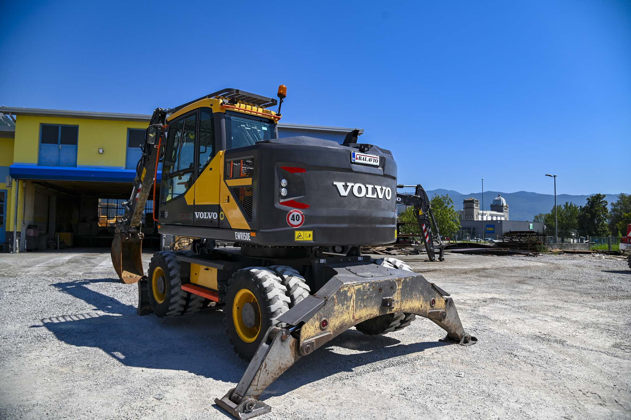 VOLVO EWR150E - Багер на тркала: слика 5 VOLVO EWR150E - Багер на тркала: слика 5