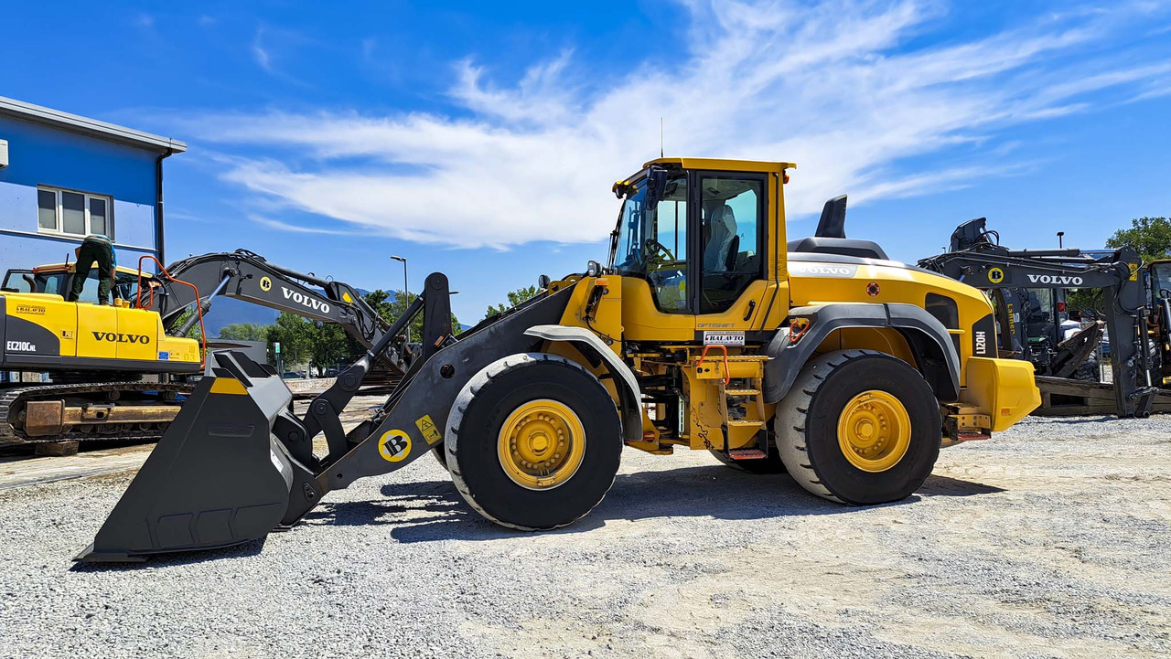 VOLVO L120H - Натоварувач на тркала: слика 3 VOLVO L120H - Натоварувач на тркала: слика 3