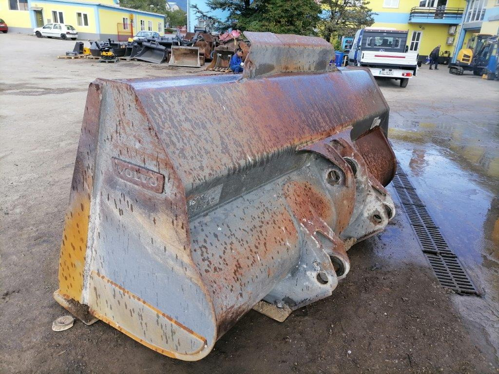 VOLVO loader bucket 2800 mm - Корпа за натоварувач за Натоварувач на тркала: слика 5 VOLVO loader bucket 2800 mm - Корпа за натоварувач за Натоварувач на тркала: слика 5