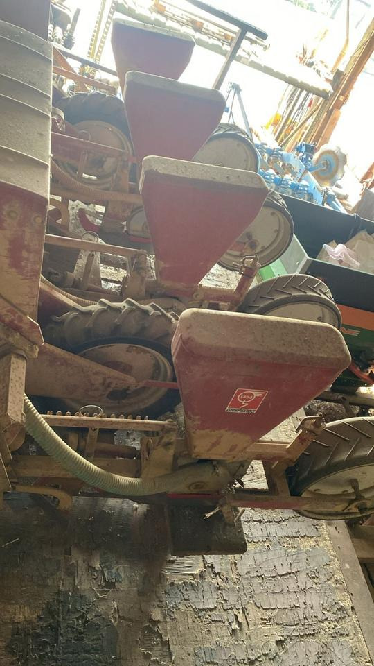 Gaspardo SP 510 Maissetzgerät, Maisdrille, Maissähgerät - Прецизна машина за сеење: слика 3 Gaspardo SP 510 Maissetzgerät, Maisdrille, Maissähgerät - Прецизна машина за сеење: слика 3