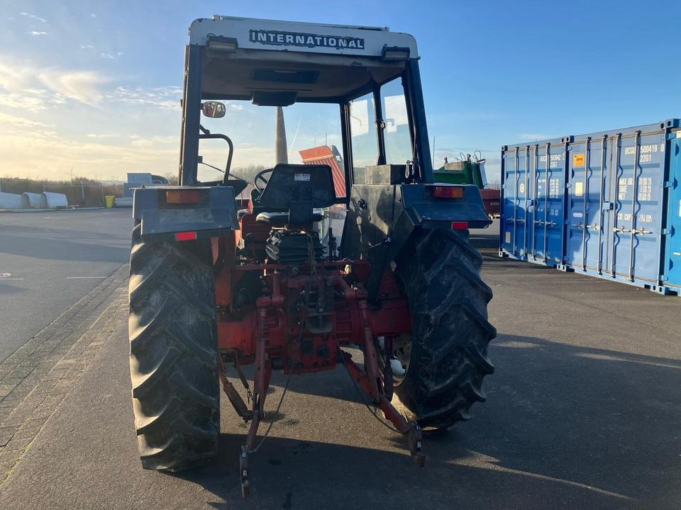 IHC 744 AS Allrad Frontlader Bastlerfahrzeug Sammlerstück Traktor - Трактор: слика 4 IHC 744 AS Allrad Frontlader Bastlerfahrzeug Sammlerstück Traktor - Трактор: слика 4