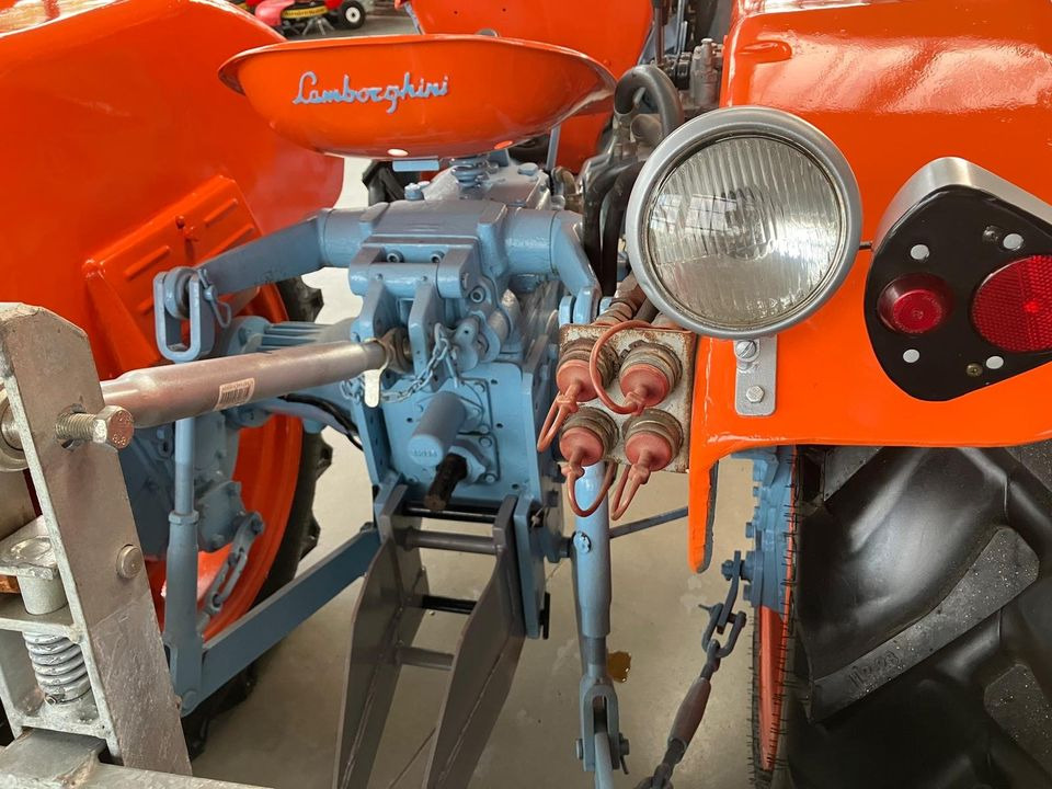 Трактор Lamborghini 2 R Typ FL3 Sammlerstück Oldtimer: слика 12