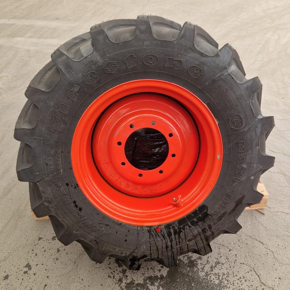 Reifen Räder Firestone 440/65R24 Maxi Traktion 65 128D 125E neu - Гуми и бандажи: слика 1 Reifen Räder Firestone 440/65R24 Maxi Traktion 65 128D 125E neu - Гуми и бандажи: слика 1