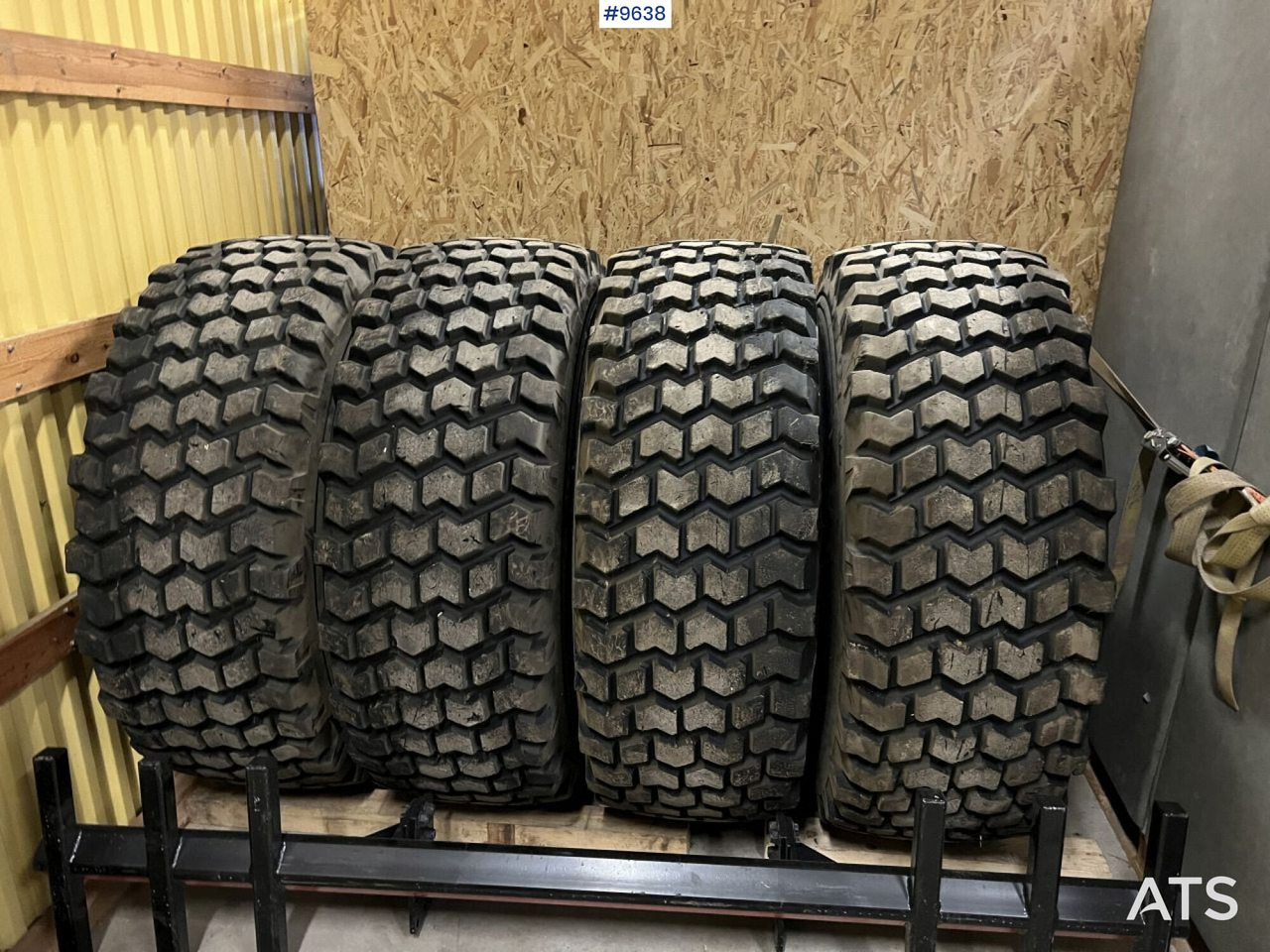4 Nokian 20.5R25 tires on rims - Комплетно тркало за Градежна машина: слика 3 4 Nokian 20.5R25 tires on rims - Комплетно тркало за Градежна машина: слика 3