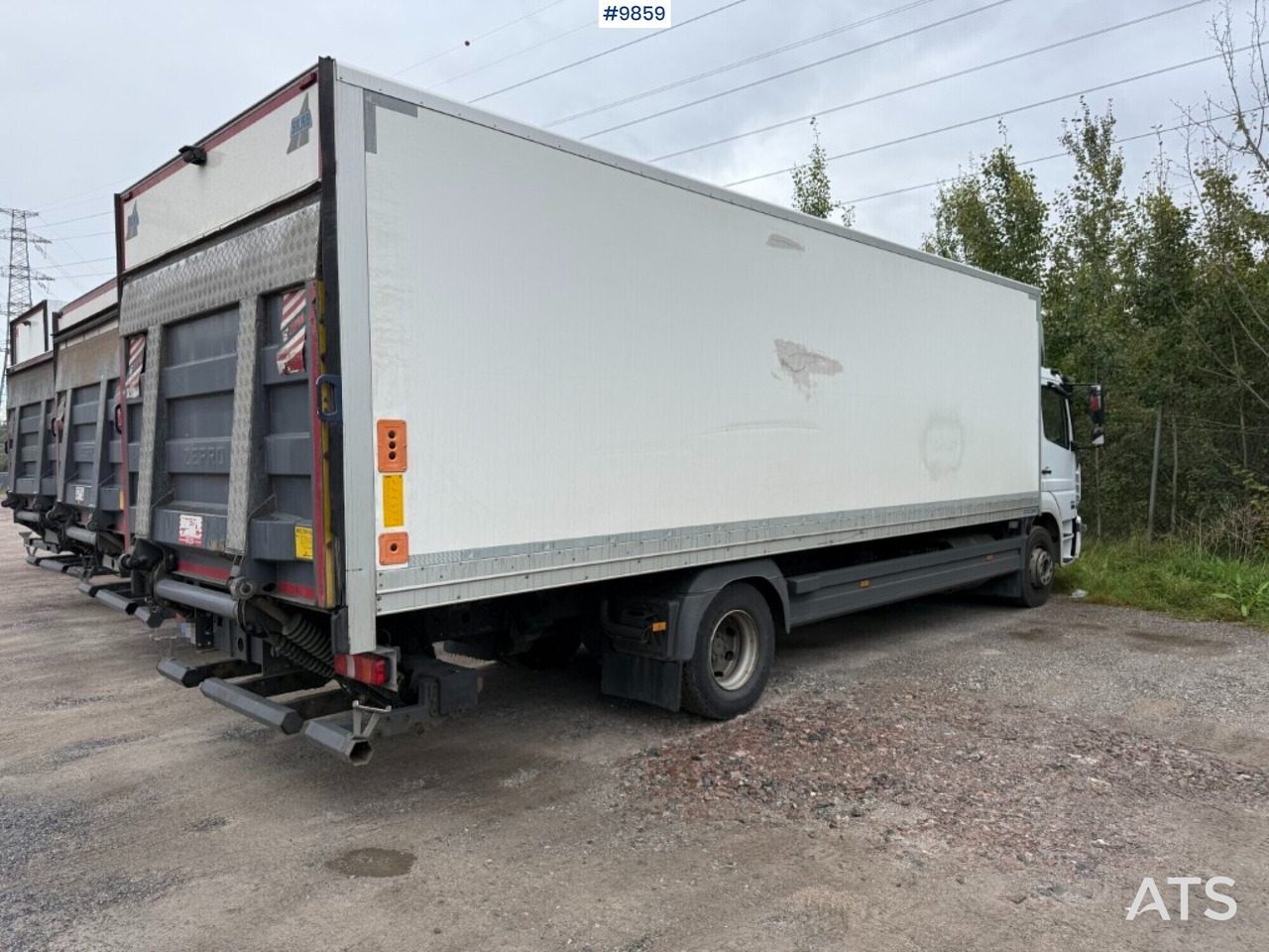 Box Truck Mercedes Benz Atego 1524 with openable side - Камион сандучар: слика 4 Box Truck Mercedes Benz Atego 1524 with openable side - Камион сандучар: слика 4