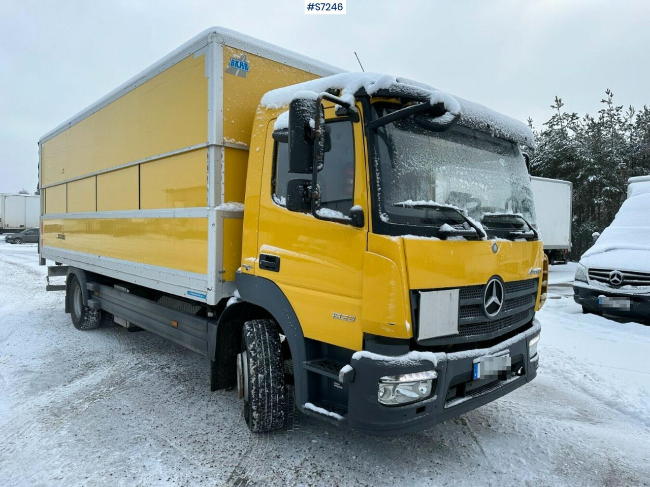 Box truck Mercedes Benz Atego 1523 with high and sinkable roof - Камион сандучар: слика 2 Box truck Mercedes Benz Atego 1523 with high and sinkable roof - Камион сандучар: слика 2